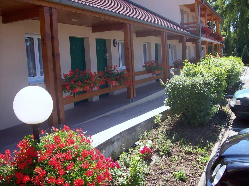 Hotel Restaurant De La Canner Kédange-sur-Canner Exterior foto